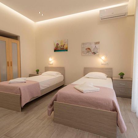 Sabbia Apartments Seafront By Rentalspro Services - Nea Moudania Halkidiki Exteriör bild