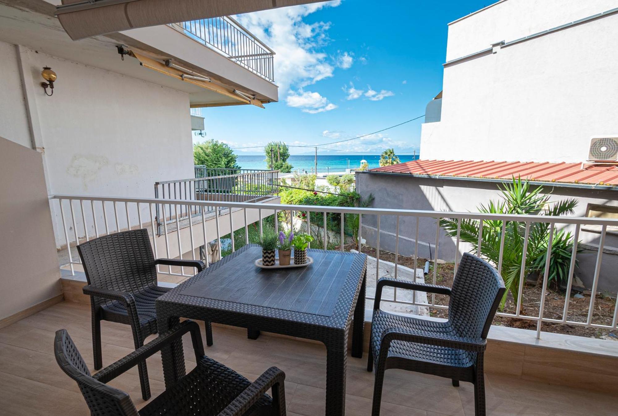 Sabbia Apartments Seafront By Rentalspro Services - Nea Moudania Halkidiki Exteriör bild