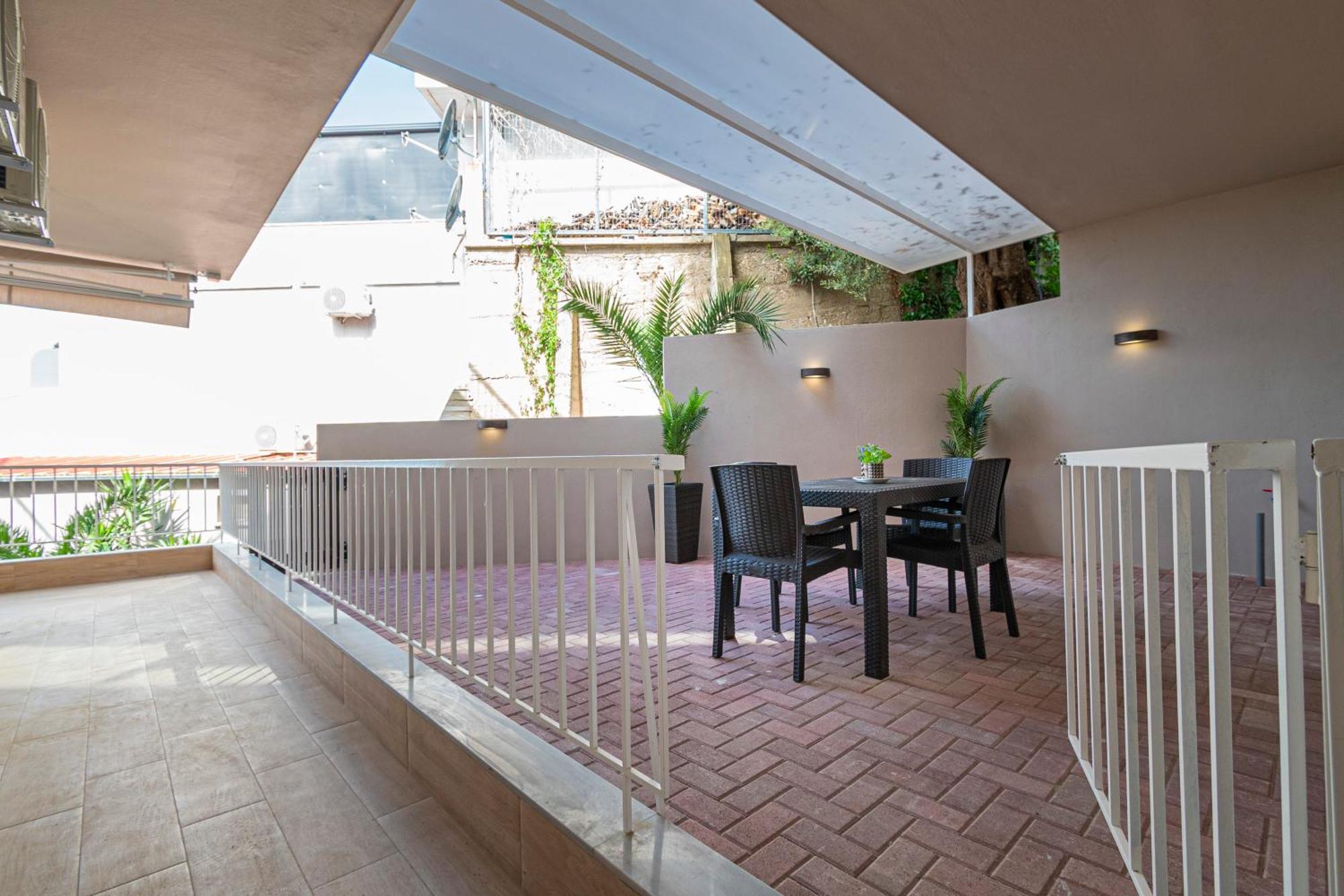 Sabbia Apartments Seafront By Rentalspro Services - Nea Moudania Halkidiki Rum bild